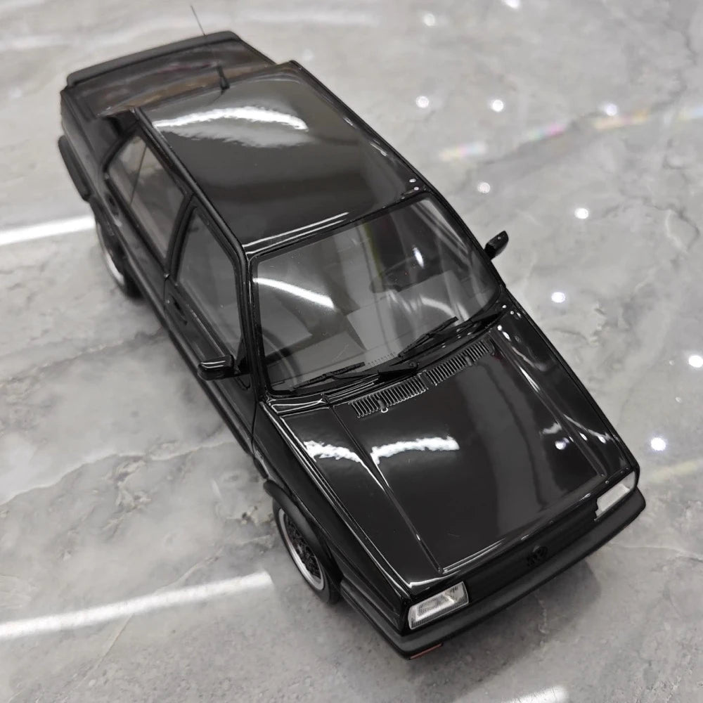 [OTTO] 1:18 Volkswagen 1987 Jetta MK2 Black Model Car Resin