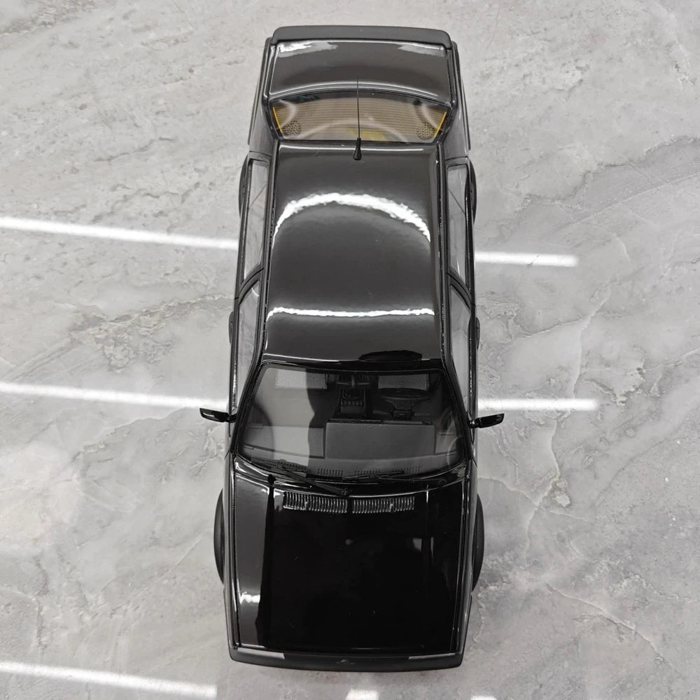 [OTTO] 1:18 Volkswagen 1987 Jetta MK2 Black Model Car Resin