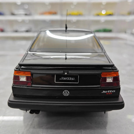 [OTTO] 1:18 Volkswagen 1987 Jetta MK2 Black Model Car Resin