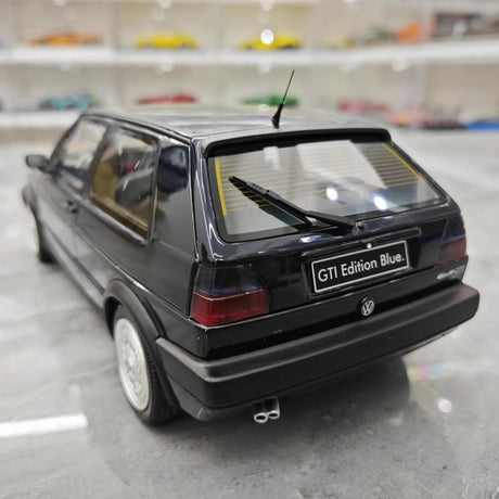 [OTTO] 1:18 Volkswagen 1987 Golf GTI Mk2 Black Model Car Resin