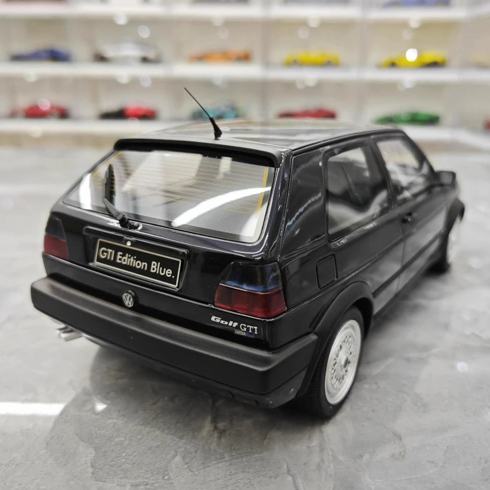 [OTTO] 1:18 Volkswagen 1987 Golf GTI Mk2 Black Model Car Resin