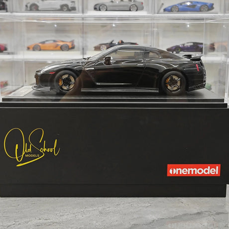 نموذج واحد Nissan 2007 GT-R R35 بلاك 1:18 – راتنج نموذجي قابل للجمع