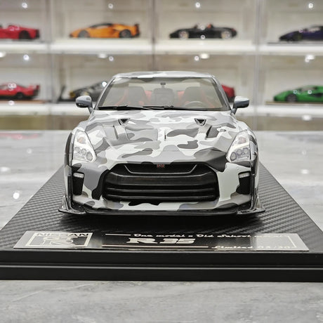نموذج واحد Nissan 2007 GT-R R35 1:18 التمويه الرمادي – راتنج نموذجي قابل للجمع