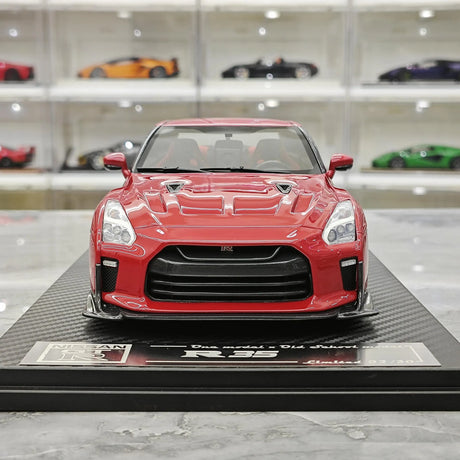 نموذج واحد Nissan 2007 GT-R R35 Red 1:18 – راتنج نموذجي قابل للجمع