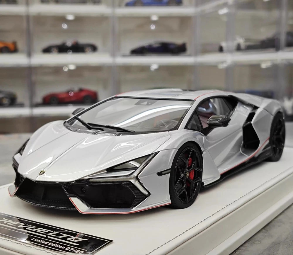 [PFM] 1:18 Lamborghini 2023 Revuelto Silver Model Car Resin