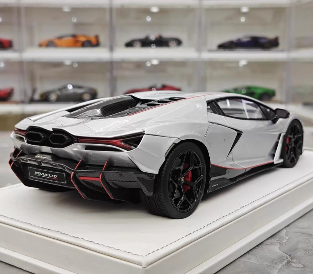 [PFM] 1:18 Lamborghini 2023 Revuelto Silver Model Car Resin