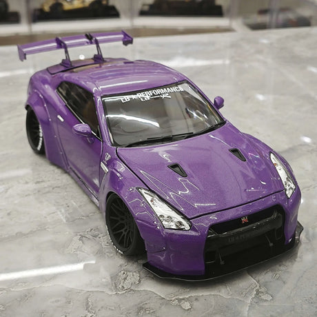 PGM Nissan 2007 GT-R R35 LB ووركس بنفسجي 1:18 – نموذج معدني قابل للجمع من القالب المصبوب