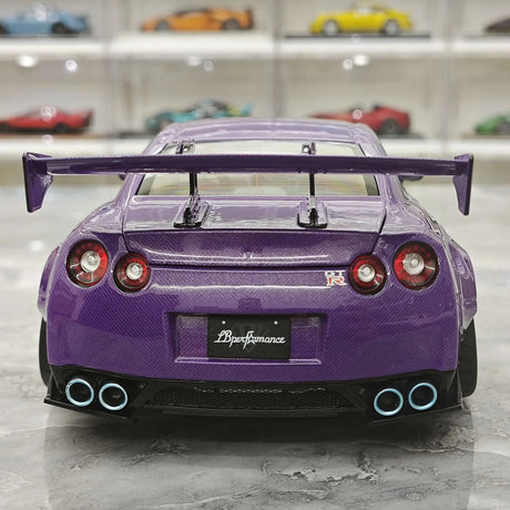 PGM Nissan 2007 GT-R R35 LB ووركس بنفسجي 1:18 – نموذج معدني قابل للجمع من القالب المصبوب