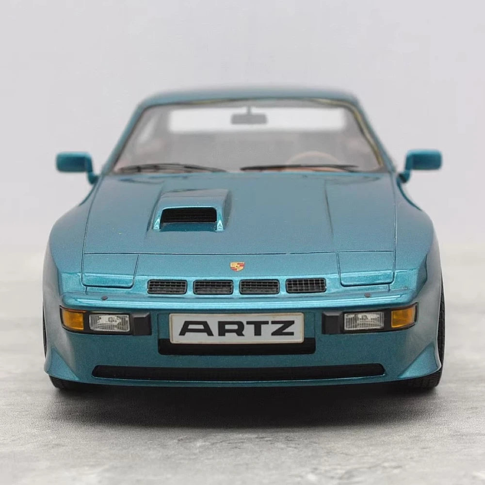 [PRX] 1:18 Porsche 1981 924 Turbo Kombi Blue Model Car Die-Cast