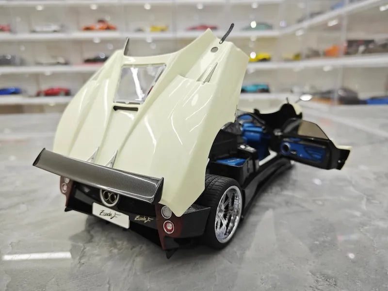 1:18 Pagani 2005 Zonda F Rosso White Die Cast Model Car