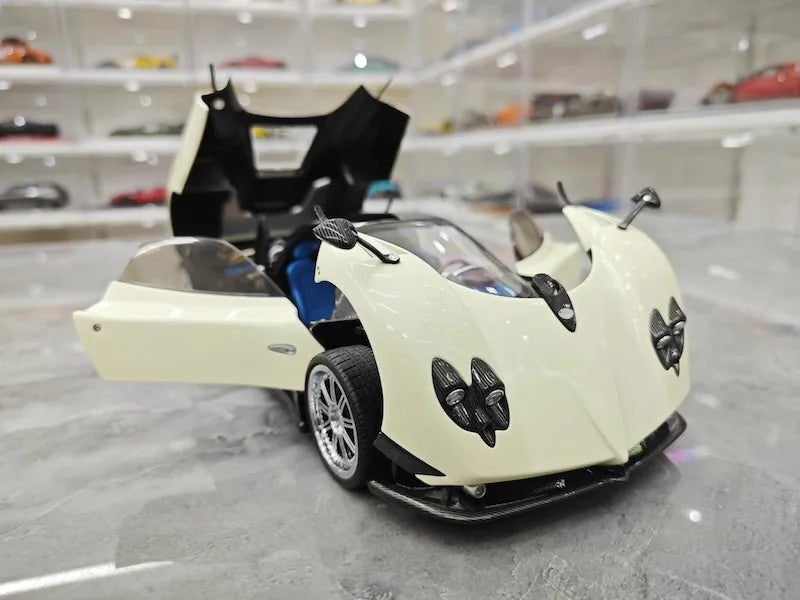 1:18 Pagani 2005 Zonda F Rosso White Die Cast Model Car