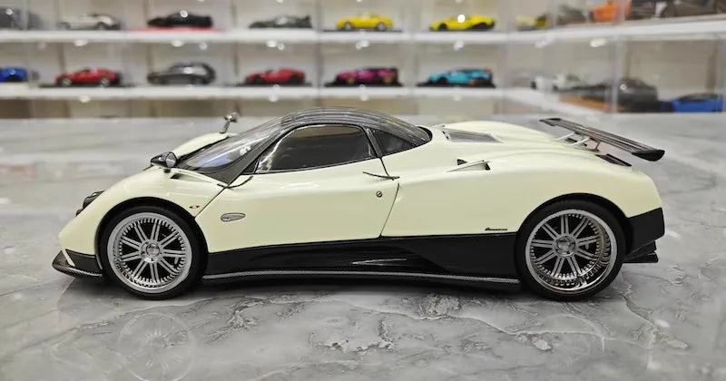 1:18 Pagani 2005 Zonda F Rosso White Die Cast Model Car