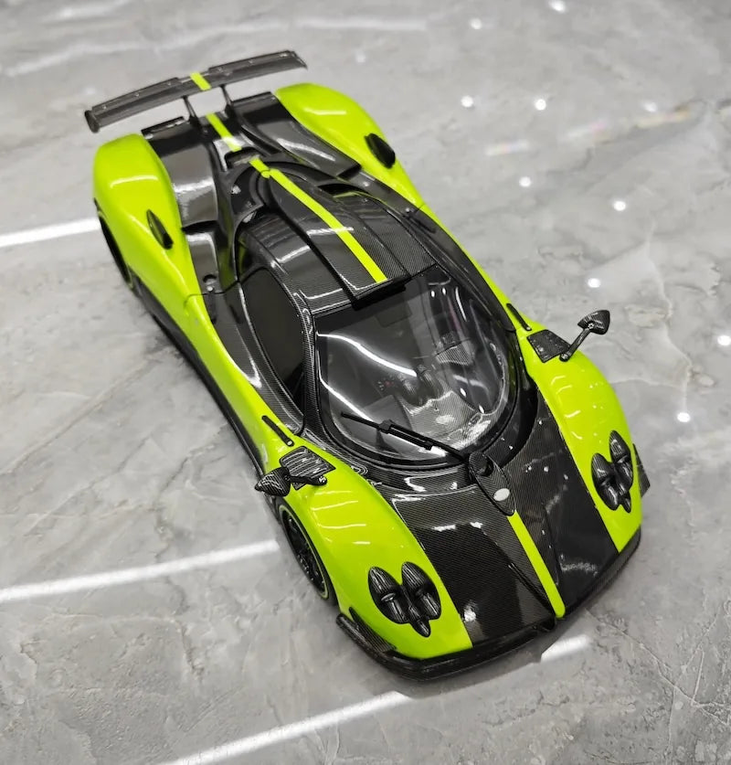 1:18 Pagani 2009 Zonda Cinque Bianco Benny Green Die Cast Model Car