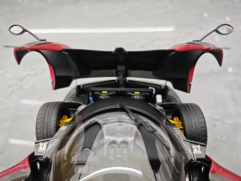 1:18 Pagani 2009 Zonda Roadster Cinque Die Cast Model Car