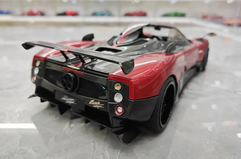 1:18 Pagani 2009 Zonda Roadster Cinque Die Cast Model Car