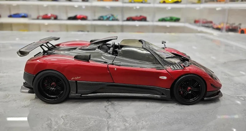 1:18 Pagani 2009 Zonda Roadster Cinque Die Cast Model Car