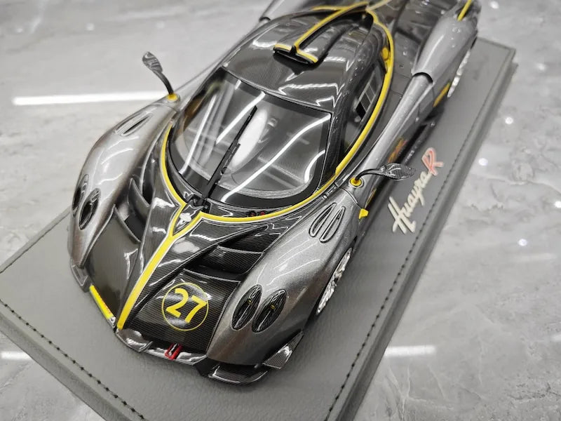 1:18 Pagani 2021 Huayra R Die Cast Model Car