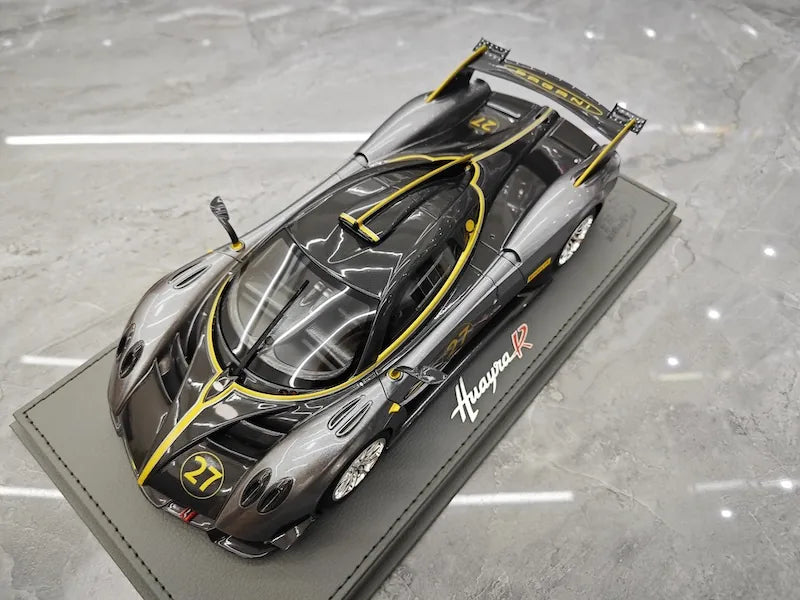 1:18 Pagani 2021 Huayra R Die Cast Model Car