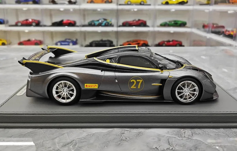 1:18 Pagani 2021 Huayra R Die Cast Model Car