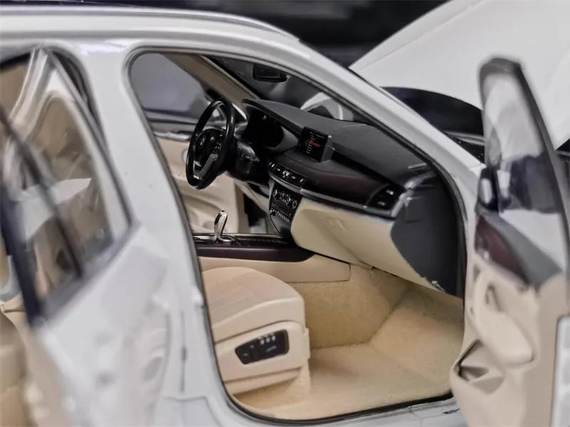 [Paragon] 1:18 BMW 2013 F15 X5 bianco modellino di auto Die-Cast