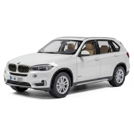 [Paragon] 1:18 BMW 2013 F15 X5 White Model Car Die-Cast