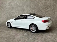 [Paragon] 1:18 BMW 2014 F82 M4 Coupe White Model Car Die-Cast
