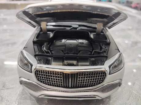 [Paragon] 1:18 Mercedes-Maybach 2019 GLS 600 Silver Model Car Die-Cast