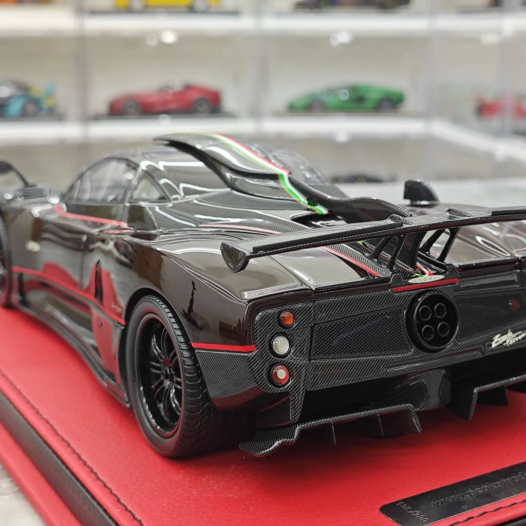 Peako Pagani 2017 Zonda 760 Fantasma Evo Brown 1:18 – Resina da collezione in resina