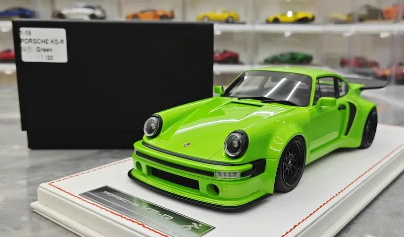 1:18 Porsche 1974 911 Carrera RSR 3.0 KS-R Die Cast Model Car
