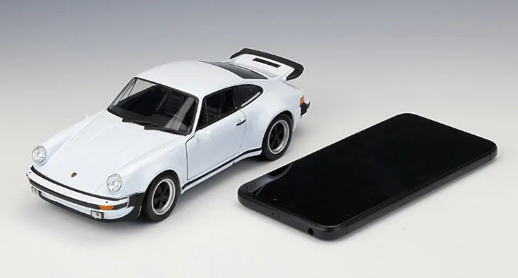 1:24 Porsche 1974 911 Turbo 3.0 Die Cast Model Car