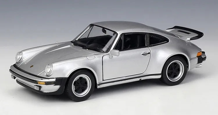 1:24 Porsche 1974 911 Turbo 3.0 Die Cast Model Car