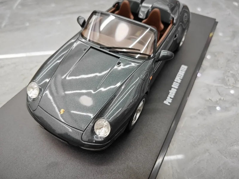 1:18 Porsche 1995 993 Speedster Die Cast Model Car