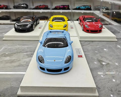1:18 Porsche 2004 Carrera GT Die Cast Model Car