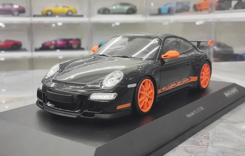 1:18 Porsche 2009 911 GT3 RS 997.2 Die Cast Model Car