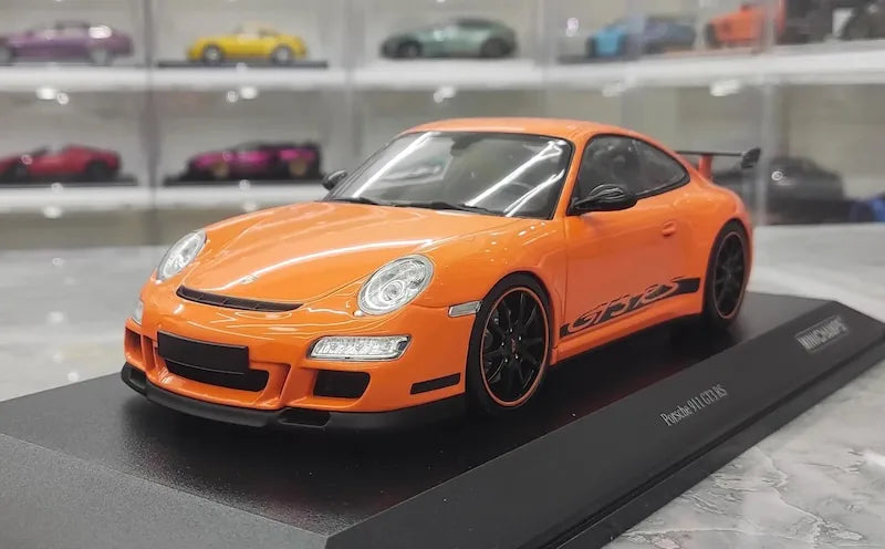 1:18 Porsche 2009 911 GT3 RS 997.2 Die Cast Model Car