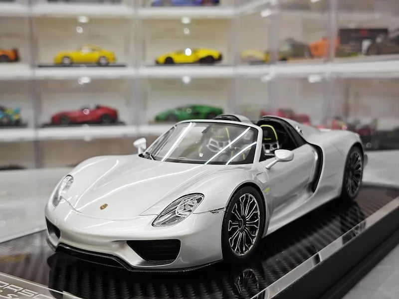 1:18 Porsche 2013 918 Spyder Convertible Die Cast Model Car