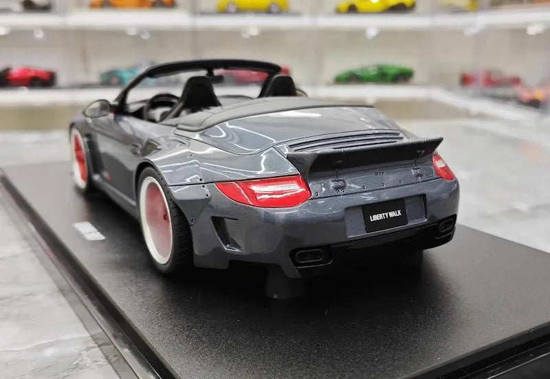 1:18 Porsche 2016 911 LBWK 997 Cabriolet Die Cast Model Car