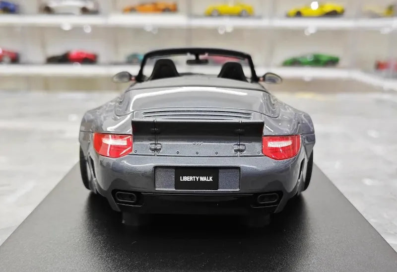 1:18 Porsche 2016 911 LBWK 997 Cabriolet Die Cast Model Car