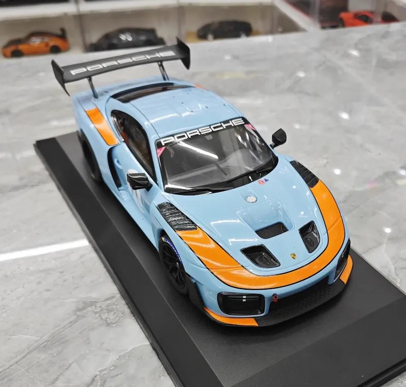 1:18 Porsche 2019 935/19 Die Cast Model Car