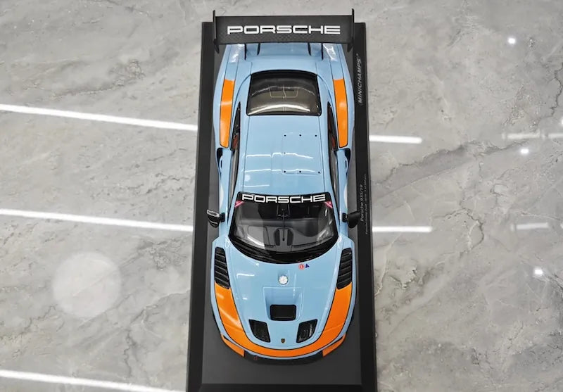 1:18 Porsche 2019 935/19 Die Cast Model Car