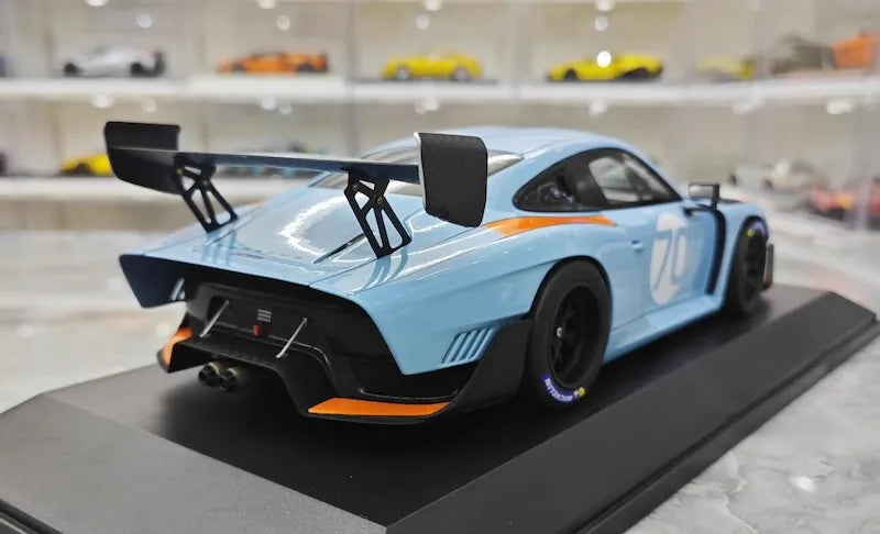 1:18 Porsche 2019 935/19 Die Cast Model Car
