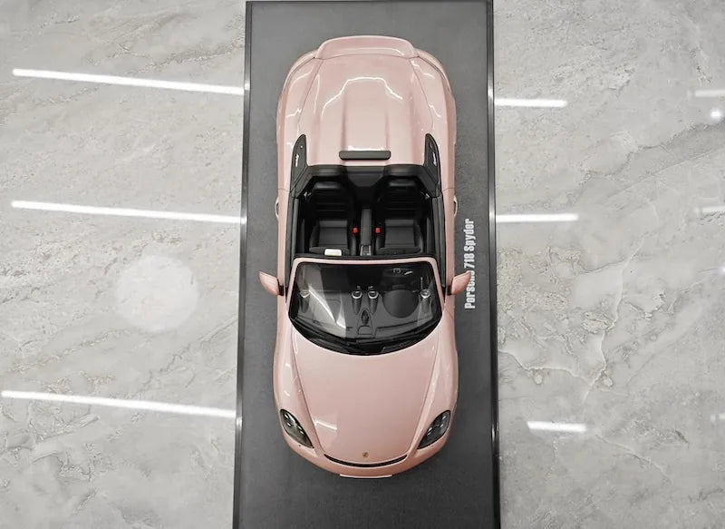 1:18 Porsche 2020 718 Spyder