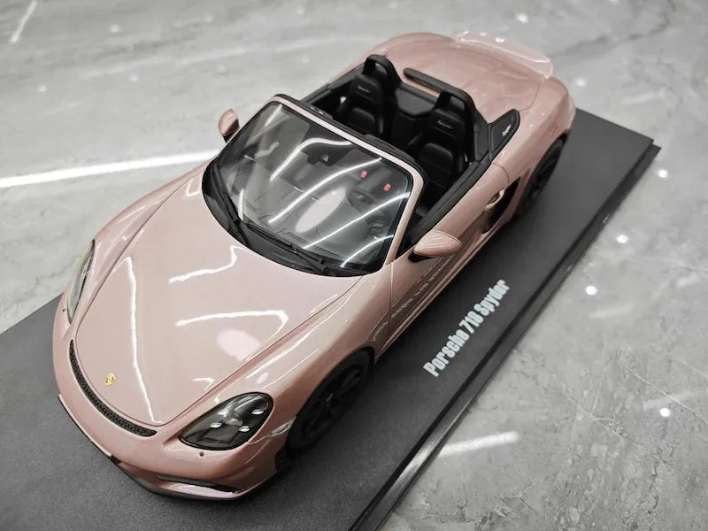 1:18 Porsche 2020 718 Spyder