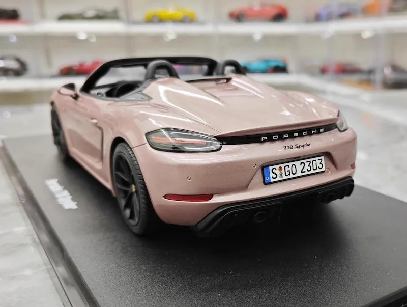 1:18 Porsche 2020 718 Spyder