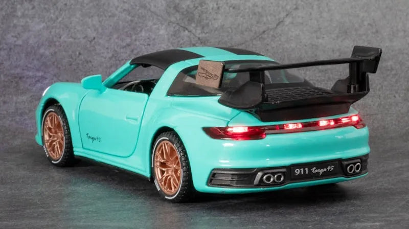 1:32 Porsche 2021 911 Targa 4S Racing Die Cast Model Car