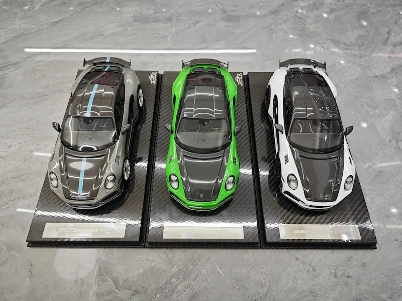 1:18 Porsche 2022 992 Stinger GTR Die Cast Model Car