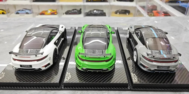 1:18 Porsche 2022 992 Stinger GTR Die Cast Model Car