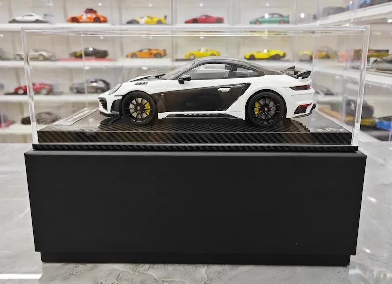 1:18 Porsche 2022 992 Stinger GTR Die Cast Model Car