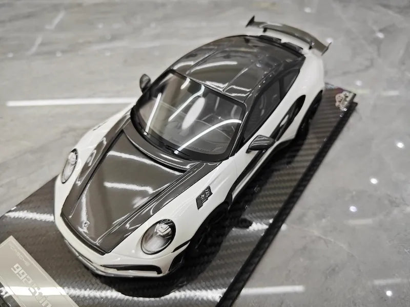 1:18 Porsche 2022 992 Stinger GTR Die Cast Model Car