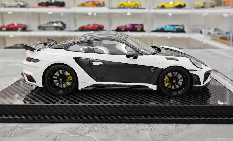 1:18 Porsche 2022 992 Stinger GTR Die Cast Model Car